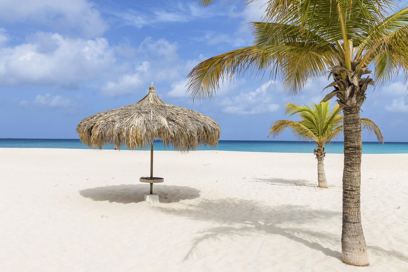 Manchebo Beach Resort And Spa Palm Beach Exterior photo